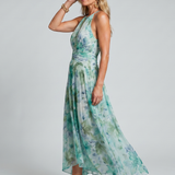 Portia | Vestito Midi a Pieghe con Scollo Halter e Motivo Floreale