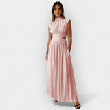 Abiti eleganti con tagli