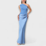 Elegante maxi abito a spalla unica