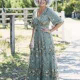 Vivienne | Abito Maxi Floreale con Scollo a V e Maniche Trasparenti